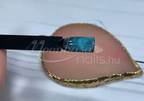 Magic Eye Gellack 4ml #786 Yule