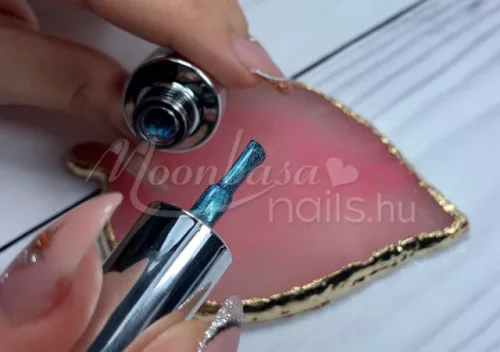 Magic Eye Gellack 4ml #765 Pegasus